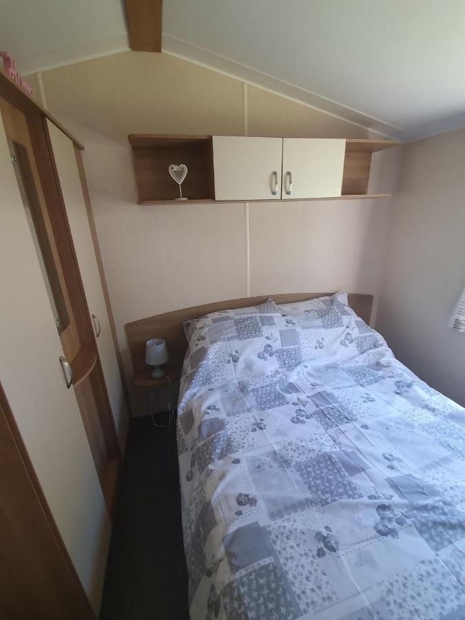 Blackmoor Farm - Caravan 3 Villa Ludchurch Esterno foto